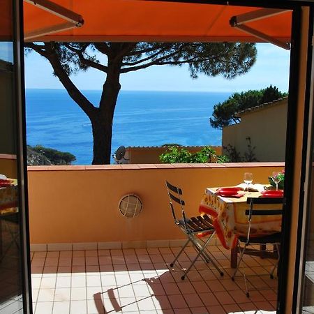 Grotta Azzurra Apartment - Cavoli - Terrazza Vista Mare, Clima E Parcheggio San Piero in Campo  Exteriör bild