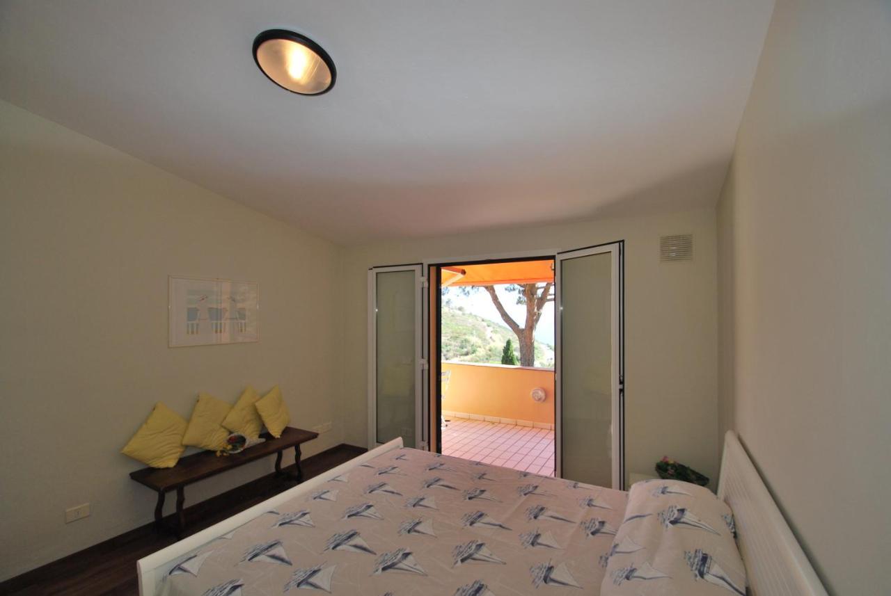 Grotta Azzurra Apartment - Cavoli - Terrazza Vista Mare, Clima E Parcheggio San Piero in Campo  Exteriör bild